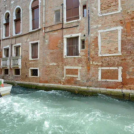 Apartment Ve.n.i.ce Cera Casa Della Zia Venice