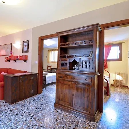 Ve.n.i.ce Cera Casa Della Zia Apartment