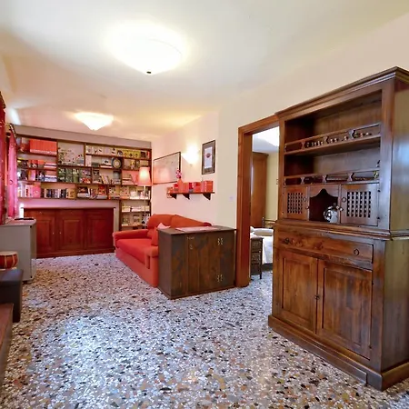 Ve.n.i.ce Cera Casa Della Zia